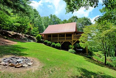 Rustic River Escape-Jefferson, NC